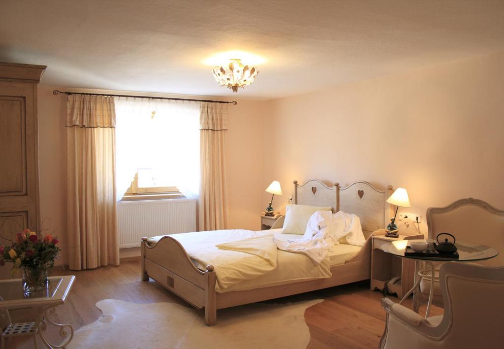 Hotel Garni & Appartements Ilgerhof Walchsee Oda fotoğraf